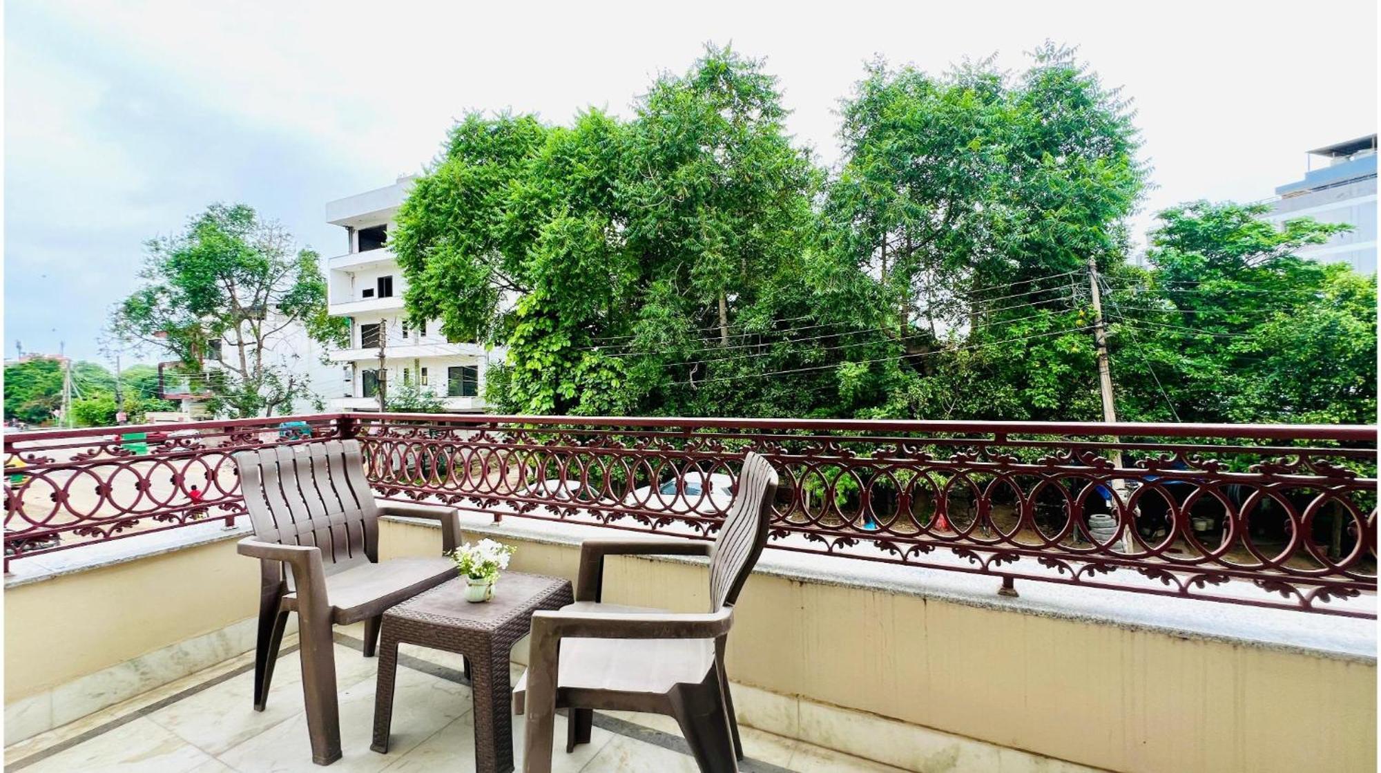 Olive Service Apartments - Golf Course Road Ґурґаон Екстер'єр фото