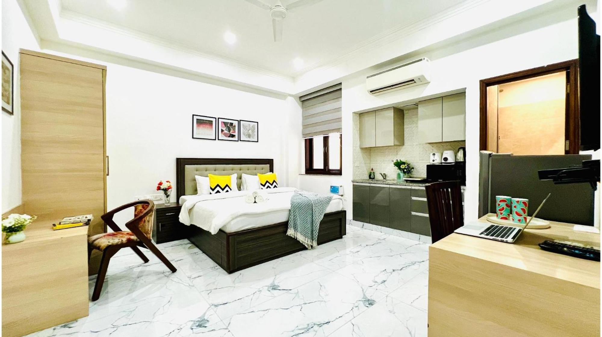 Olive Service Apartments - Golf Course Road Ґурґаон Екстер'єр фото