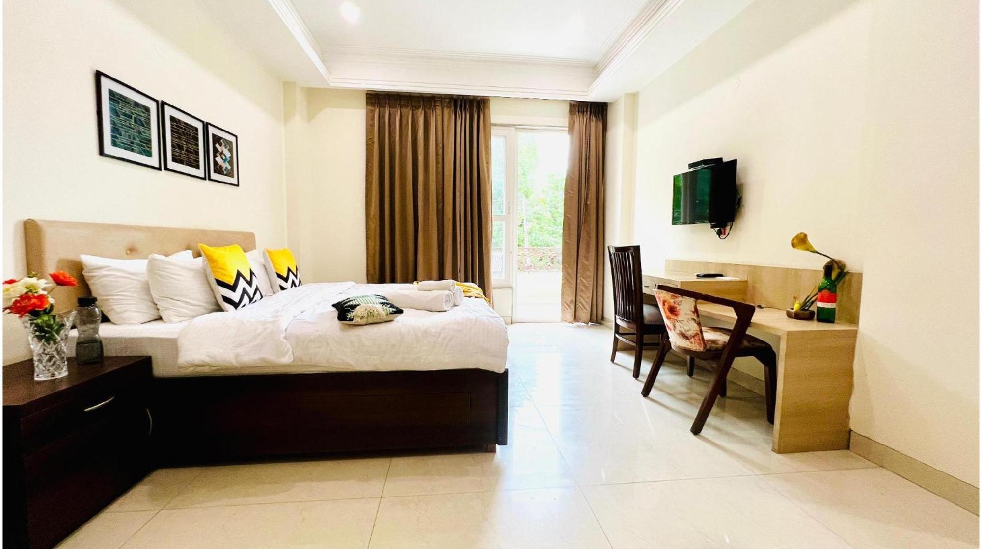 Olive Service Apartments - Golf Course Road Ґурґаон Екстер'єр фото